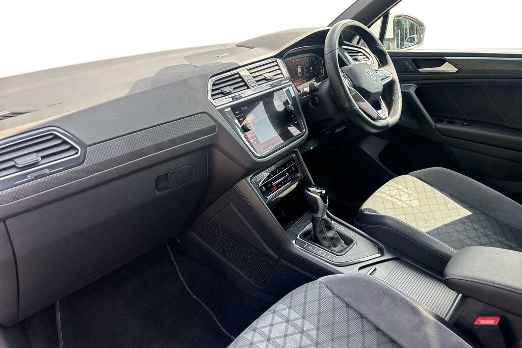 Volkswagen Tiguan 1.5 Tsi 150 R-line Edition Dsg EJ23KTL #2