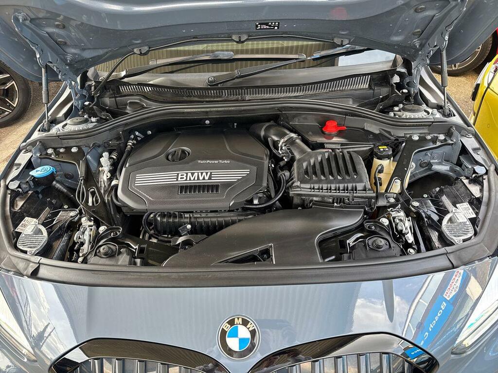BMW 1 Series M135i Xdrive Step White #30