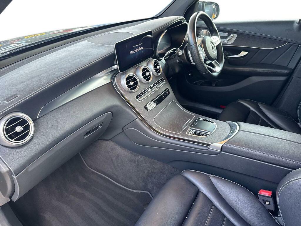 Mercedes-Benz GLC Class 2.0 Glc300d Amg Line Premium Plus G-tronic 4Mat #2