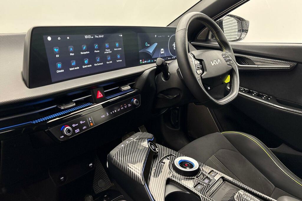Kia EV6 77.4 Kwh Gt YW23OTU White #4