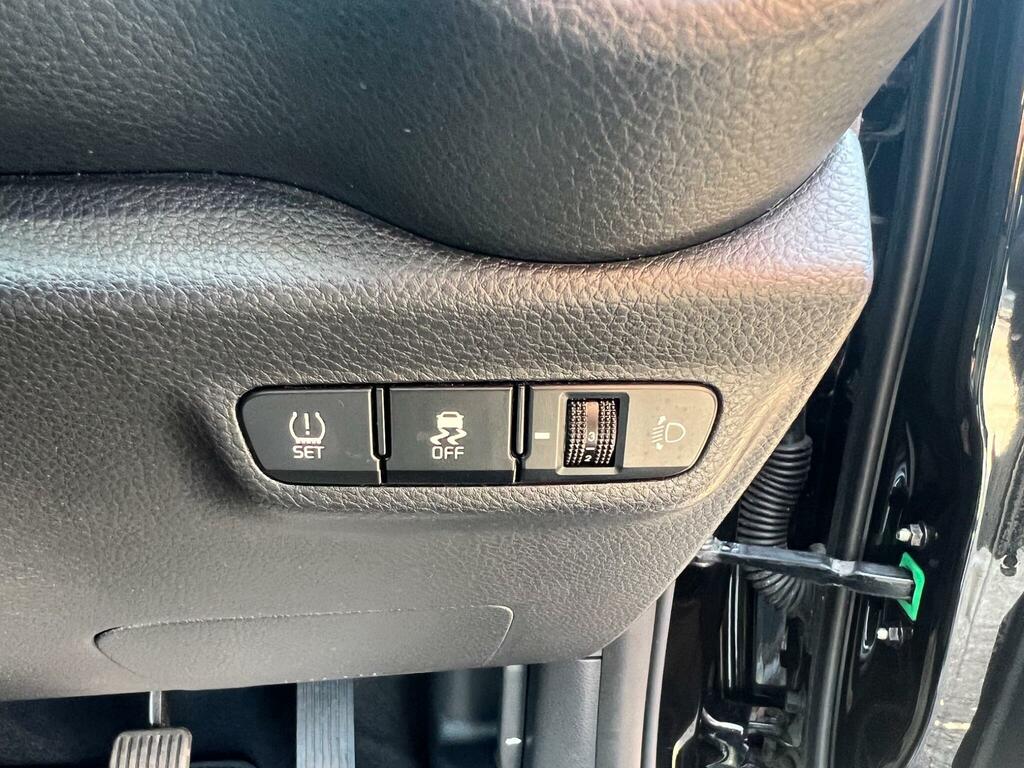 Kia Picanto 1.2 Gt-line 82 Bhp White #26