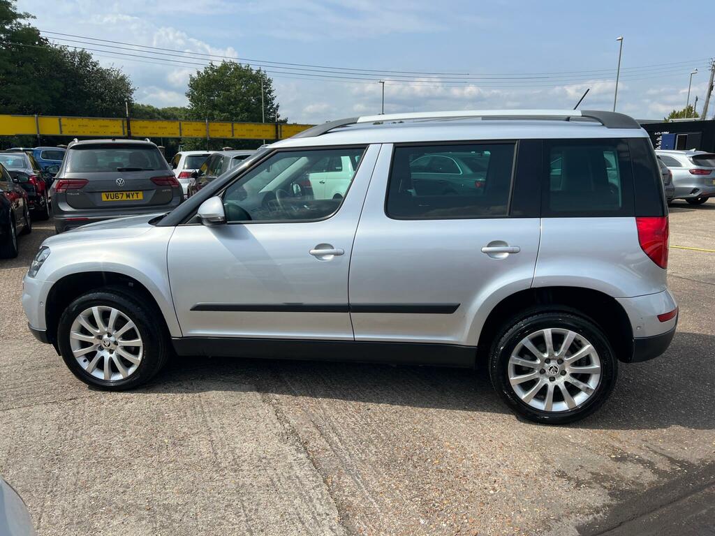 Skoda Yeti 1.2 Tsi Se Outdoor Dsg Euro 6 Ss Silver #4