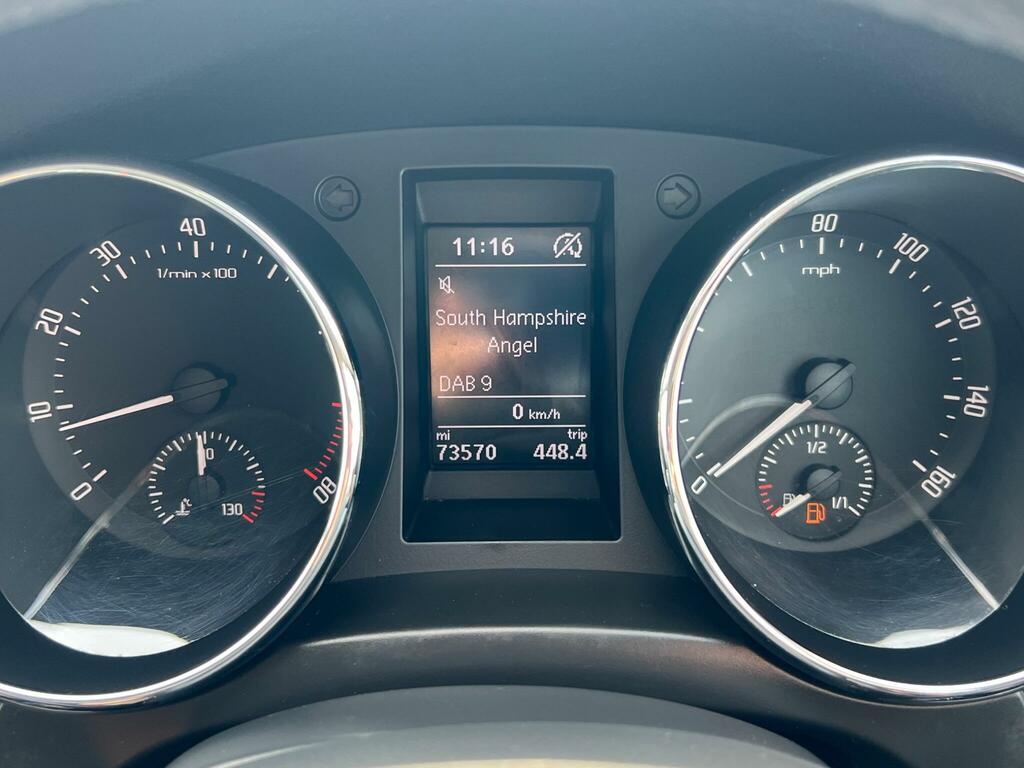 Skoda Yeti 1.2 Tsi Se Silver #20