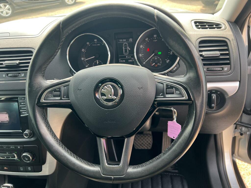 Skoda Yeti 1.2 Tsi Se Silver #15