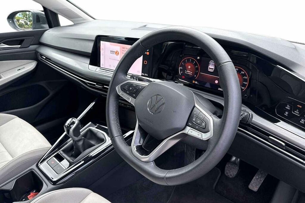 Volkswagen Golf 1.5 Tsi Style MK24VWM #6