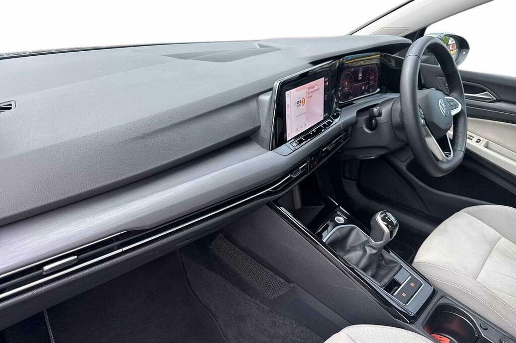 Volkswagen Golf 1.5 Tsi Style MK24VWM #2