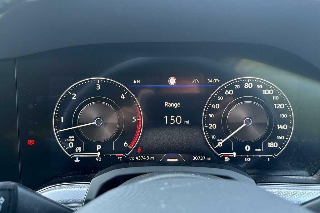 Volkswagen Touareg R-line Tech Plus Grey #16