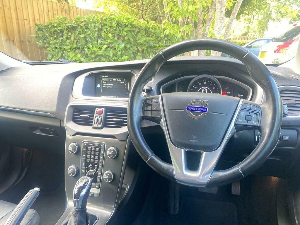 Volvo V40 Hatchback 2.0 D4 R-design Nav Euro 6 Ss 20 Black #10