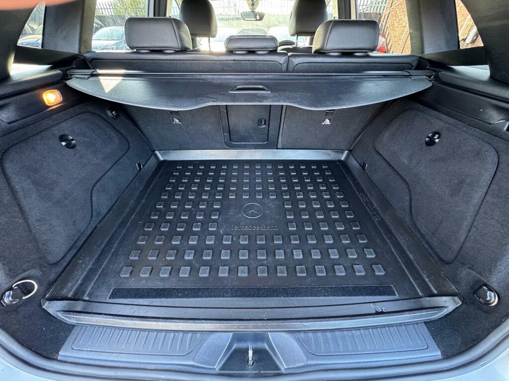 Mercedes-Benz B Class 1.5 B180 Cdi Se 107 Bhp Silver #40