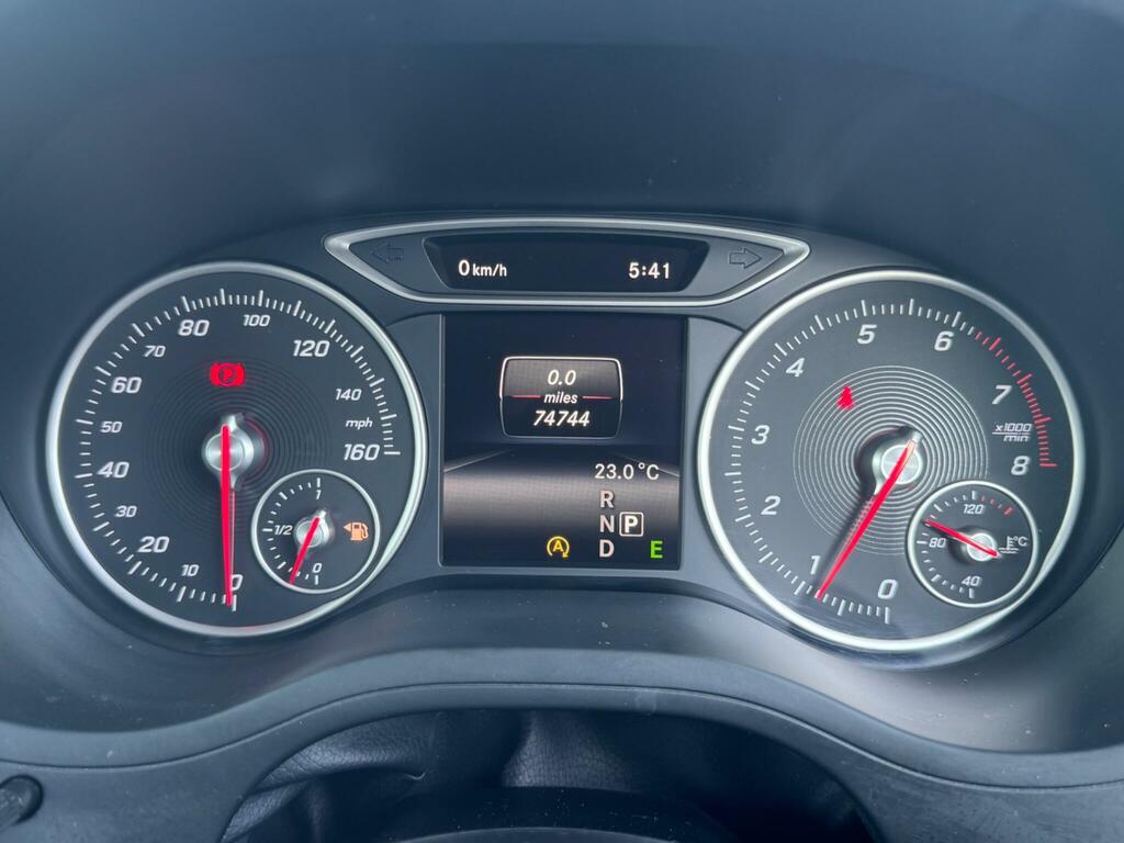 Mercedes-Benz B Class 1.5 B180 Cdi Se 107 Bhp Silver #33
