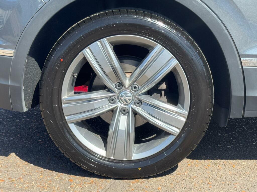 Volkswagen Tiguan Se Navigation Grey #29