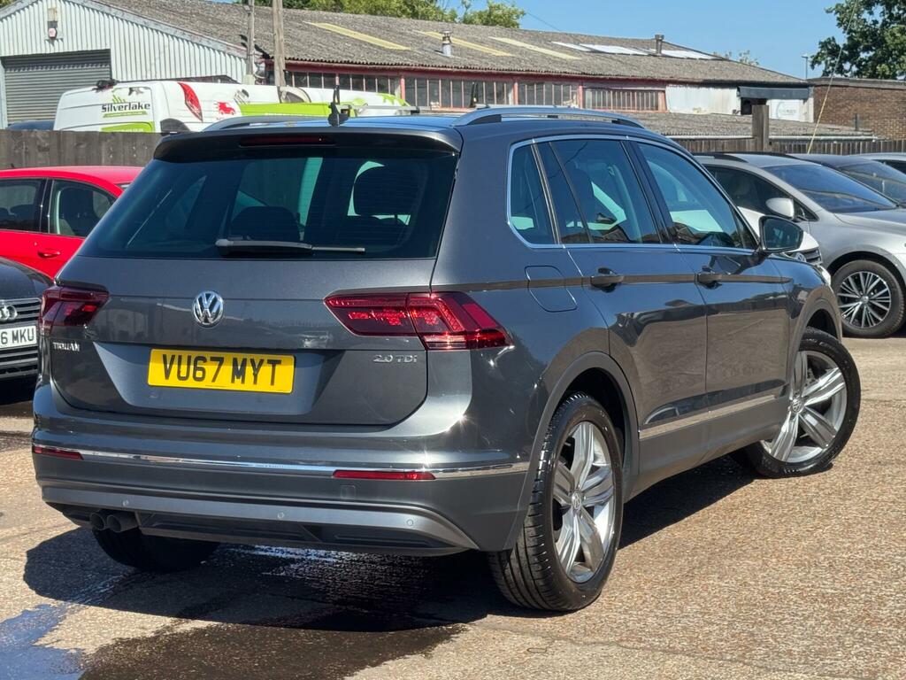 Volkswagen Tiguan Se Navigation Grey #7