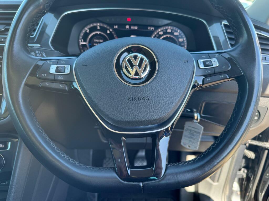 Volkswagen Tiguan Se Navigation Grey #38