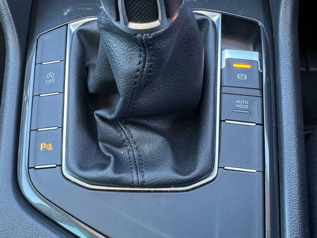 Volkswagen Tiguan Se Navigation Grey #16