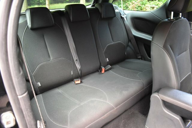 Citroen DS3 1.6 Bluehdi Dsire Hatchback - 20 Pounds Tax - Purple #7