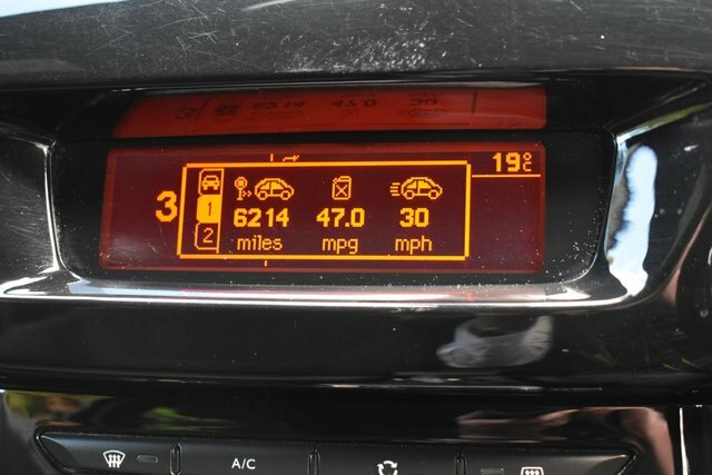 Citroen DS3 1.6 Bluehdi Dsire Hatchback - 20 Pounds Tax - Purple #8