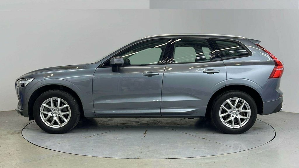 Volvo XC60 2L Momentum Grey #4