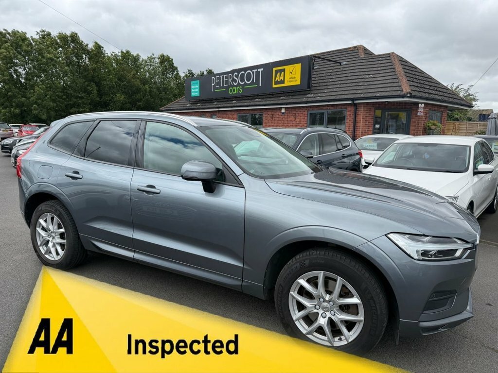 Volvo XC60 2L Momentum Grey