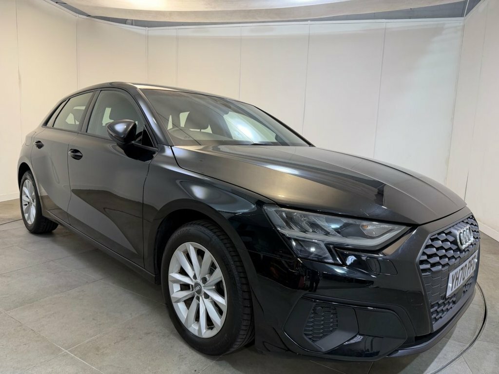 Audi A3 1L Technik Black #2