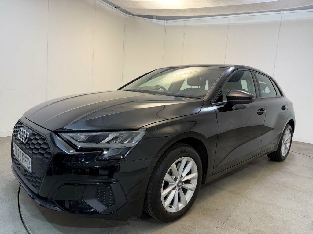 Audi A3 1L Technik Black #6