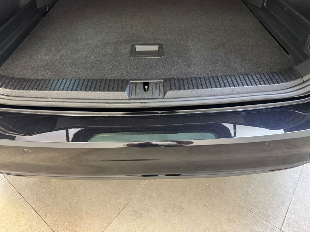 Volkswagen Passat 1.4 Tsi 13Kwh Gte Estate Plug-in Hybrid White #56