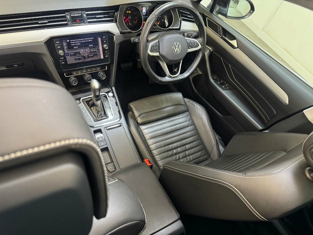 Volkswagen Passat 1.4 Tsi 13Kwh Gte Estate Plug-in Hybrid White #19