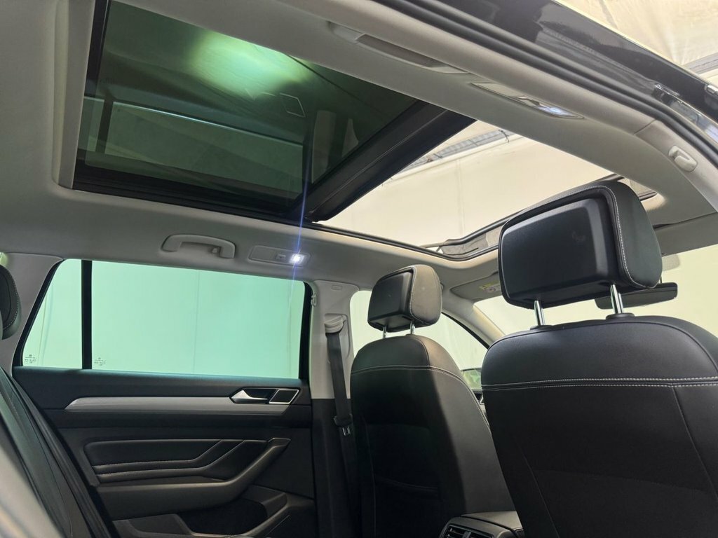 Volkswagen Passat 1.4 Tsi 13Kwh Gte Estate Plug-in Hybrid White #53