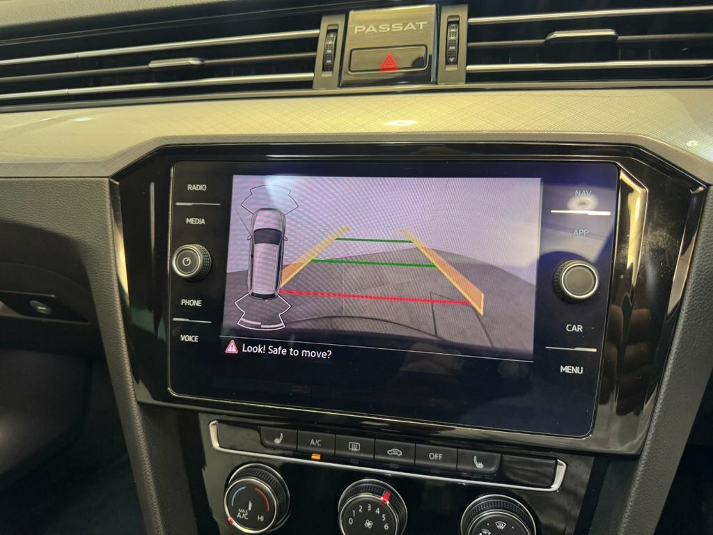 Volkswagen Passat 1.4 Tsi 13Kwh Gte Estate Plug-in Hybrid White #68