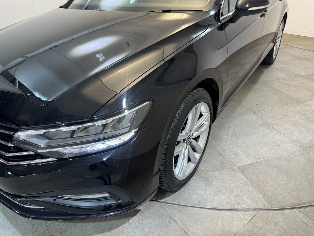 Volkswagen Passat 1.4 Tsi 13Kwh Gte Estate Plug-in Hybrid White #17