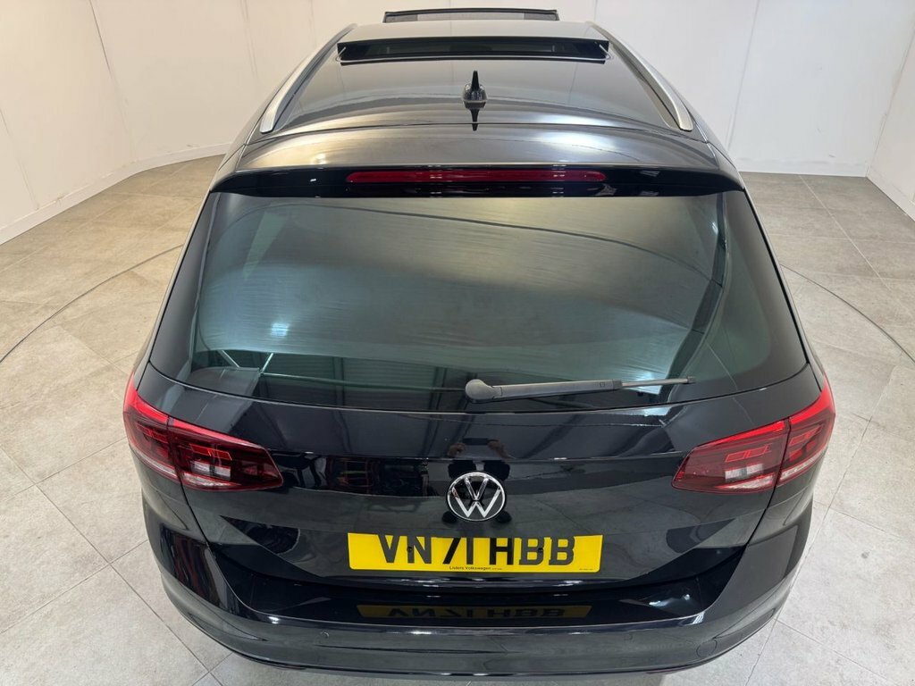 Volkswagen Passat 1.5L Sel Black #6