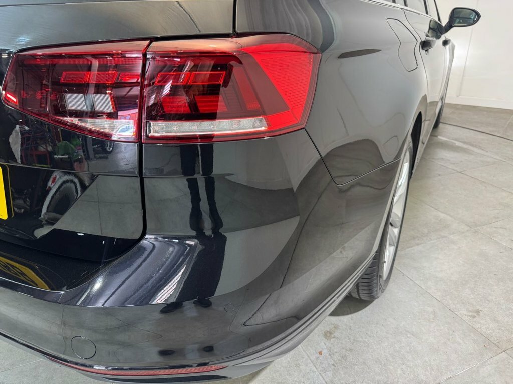 Volkswagen Passat 1.4 Tsi 13Kwh Gte Estate Plug-in Hybrid White #75