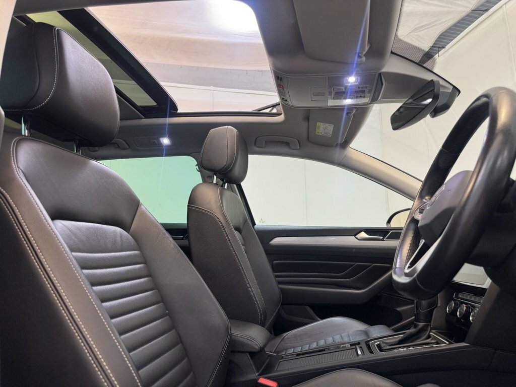 Volkswagen Passat 1.4 Tsi 13Kwh Gte Estate Plug-in Hybrid White #70