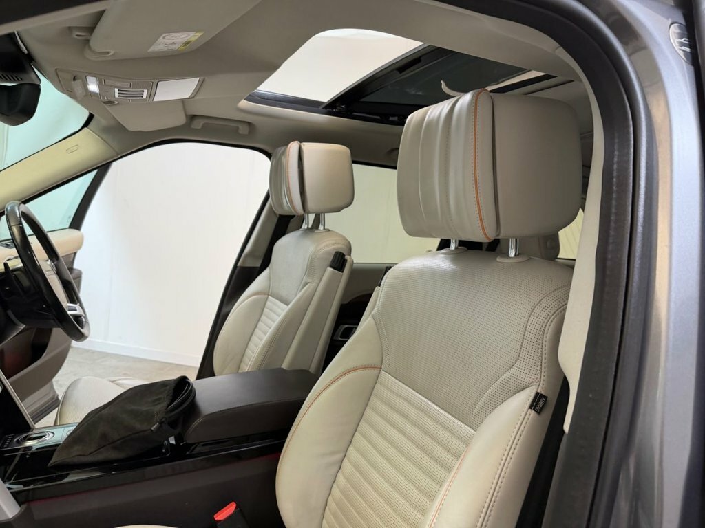 Land Rover Discovery Automatic Blue #38