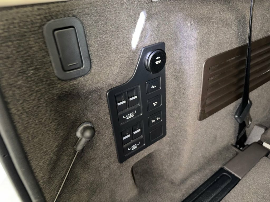 Land Rover Discovery Automatic Blue #32