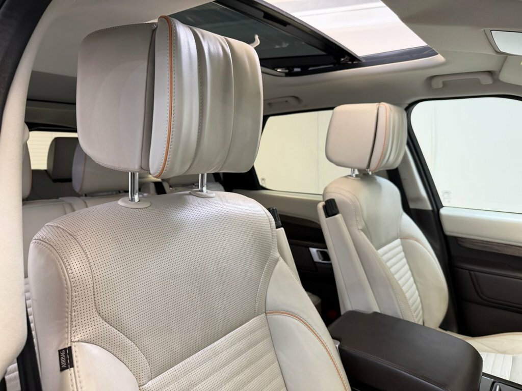 Land Rover Discovery Automatic Blue #19