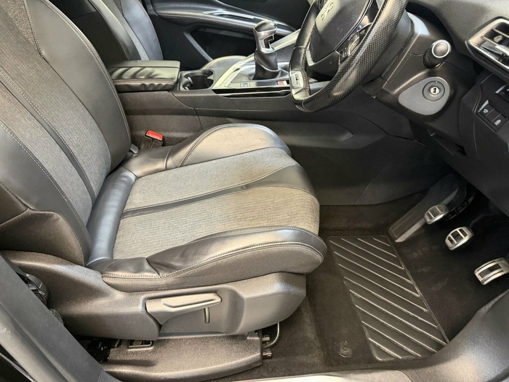 Peugeot 3008 Puretech Ss Allure Grey #39