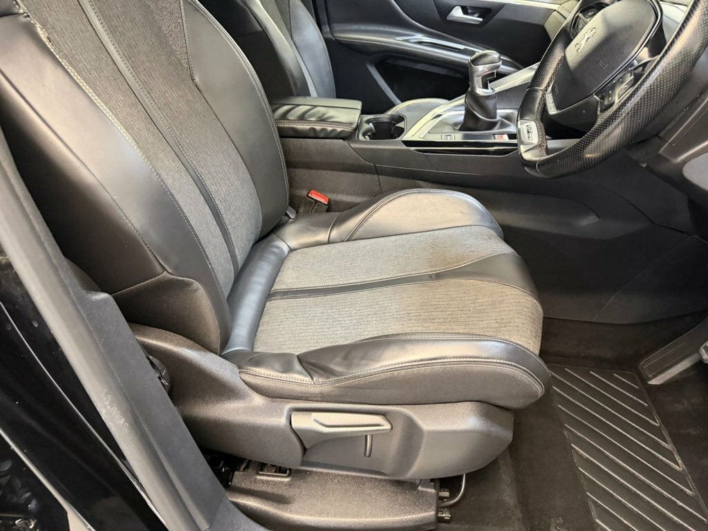 Peugeot 3008 Puretech Ss Allure Grey #40