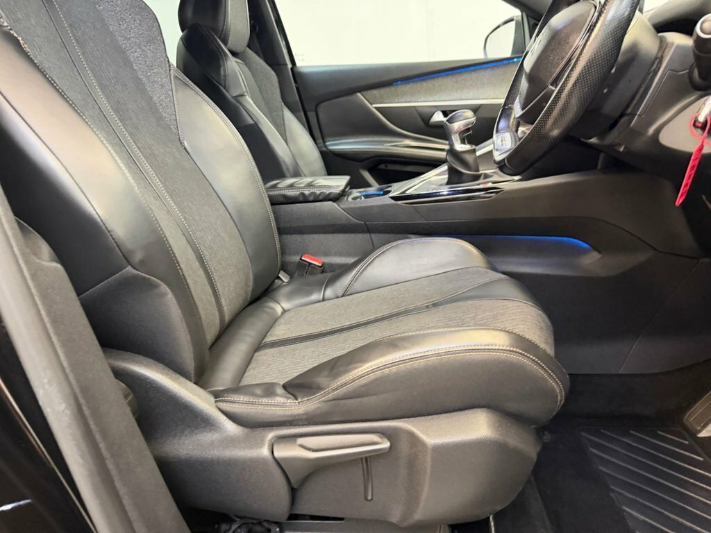 Peugeot 3008 Puretech Ss Allure Grey #16
