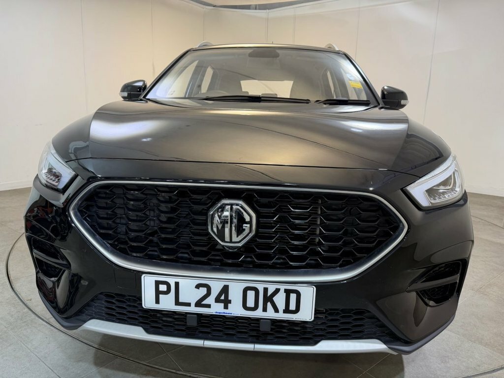 MG ZS 1.5 Hybrid Trophy Red #67