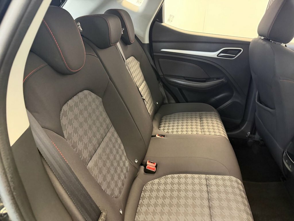 MG ZS 1.5 Hybrid Trophy Red #56