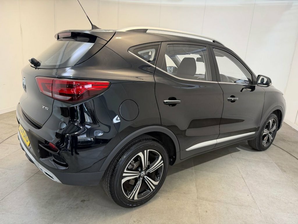 MG ZS 1L Excite Black #4