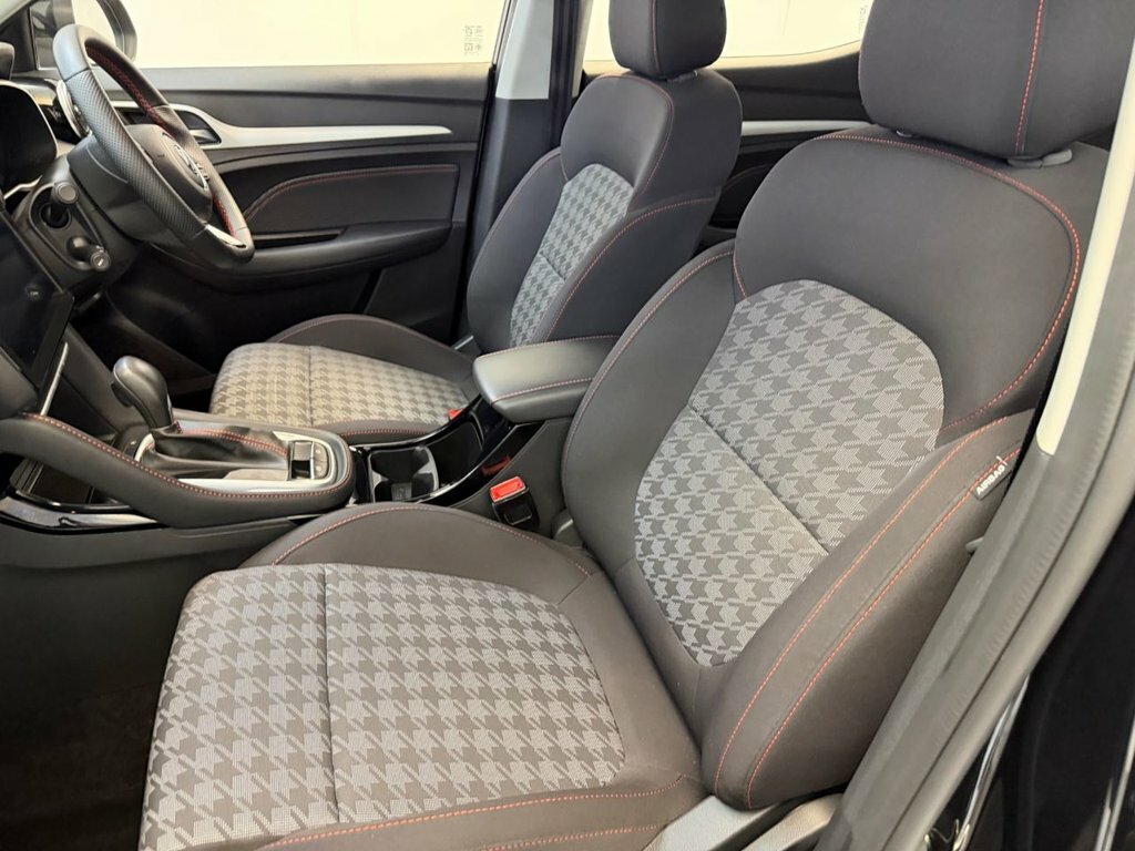 MG ZS 1.5 Hybrid Trophy Red #17