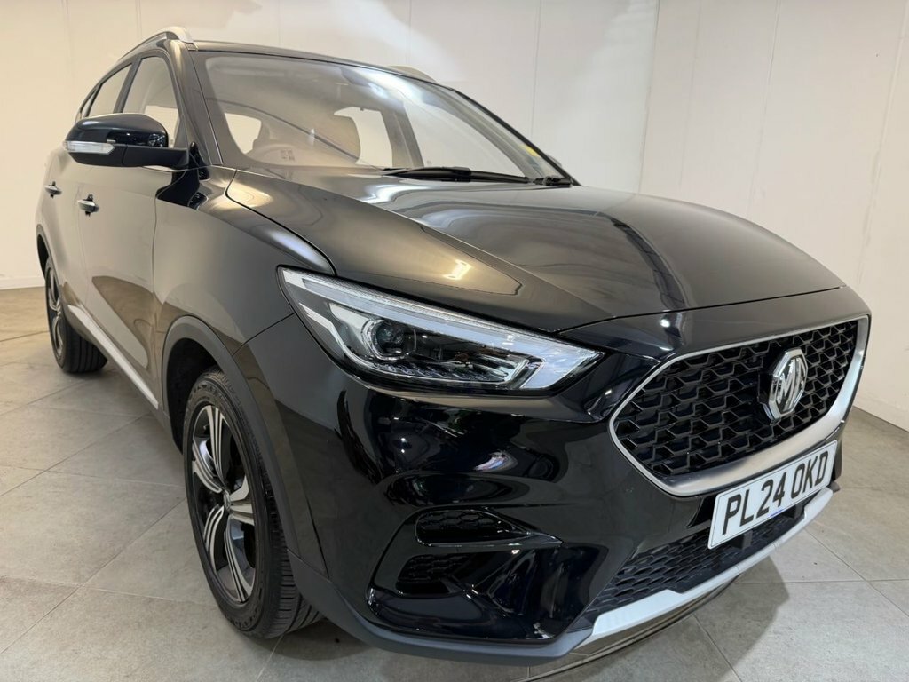 MG ZS 1.5 Hybrid Trophy Red #65