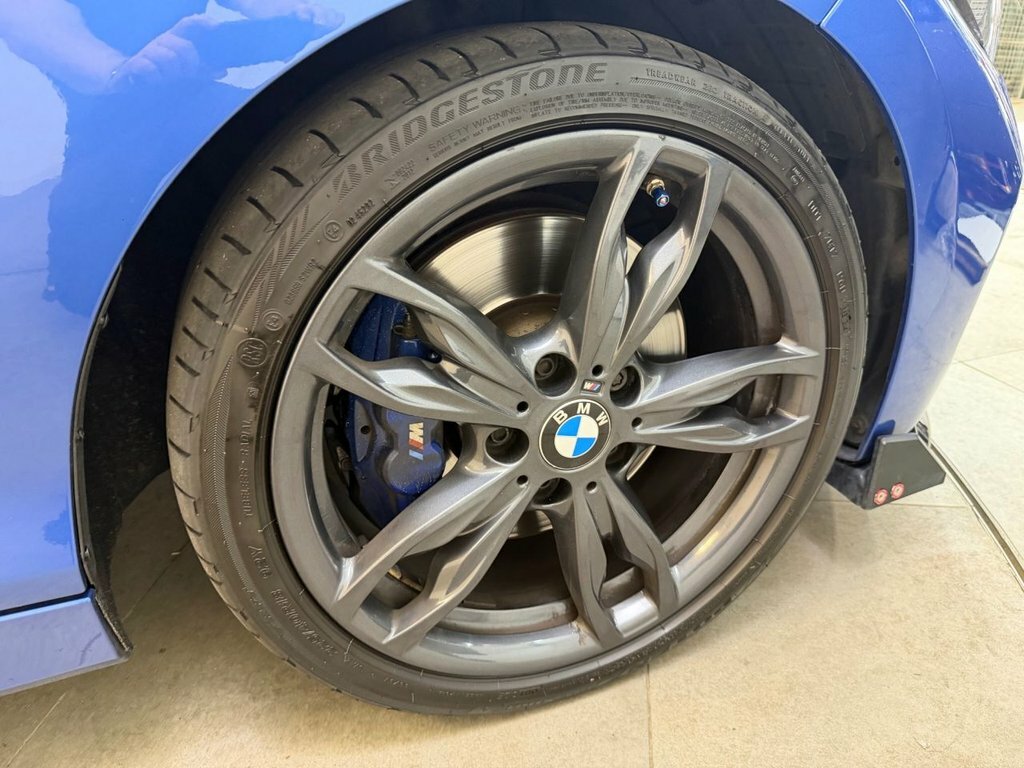 BMW 1 Series M140i Shadow Edition Black #32