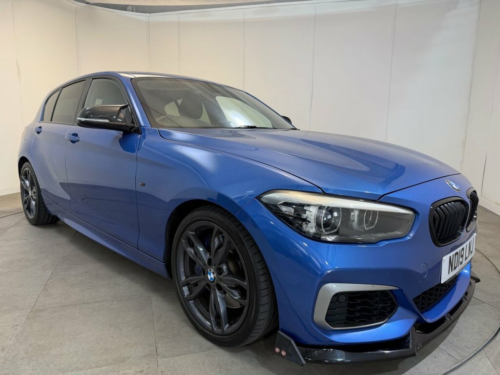 BMW 1 Series M140i Shadow Edition Black #42