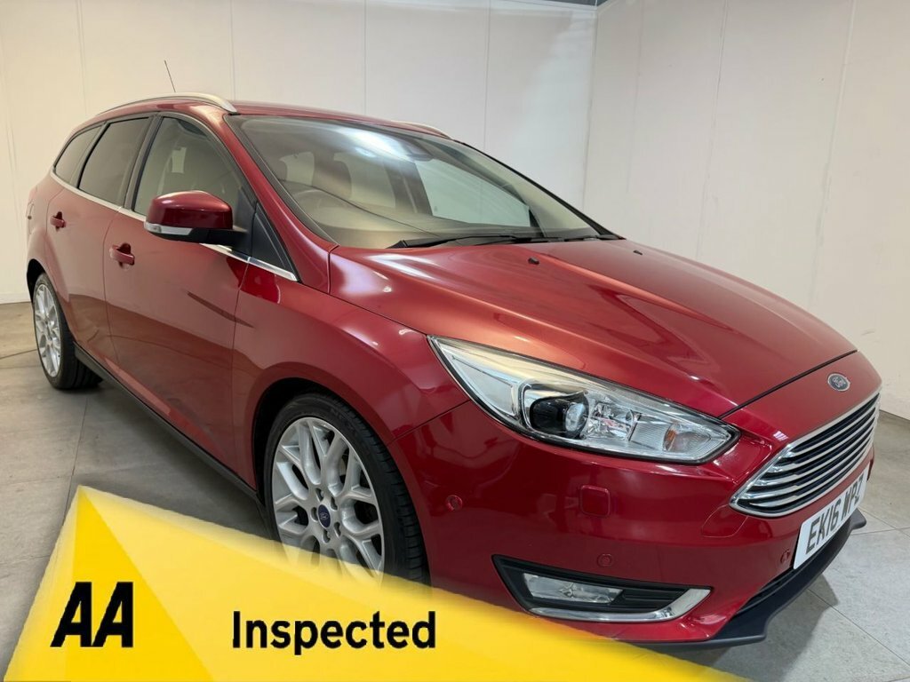 Ford Focus 1L Titanium X Red