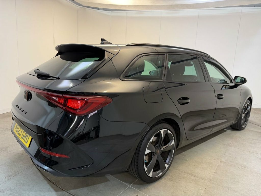Cupra Leon 2L V1 Black #4