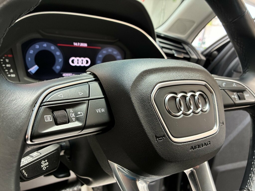 Audi Q3 Technik 1.5 Tfsi Cod 35 Suv S Tronic E RE70YRG Black #4
