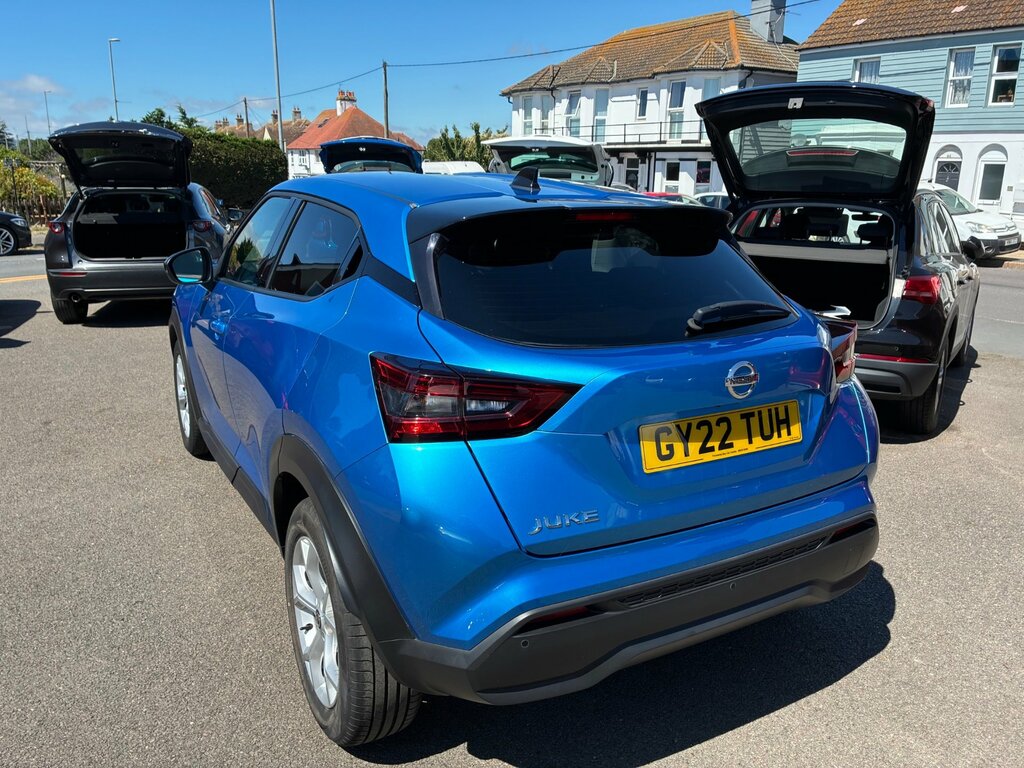 Nissan Juke N-connecta 1.0 Dig-t Euro 6 Ss 7 Su GY22TUH Blue #2