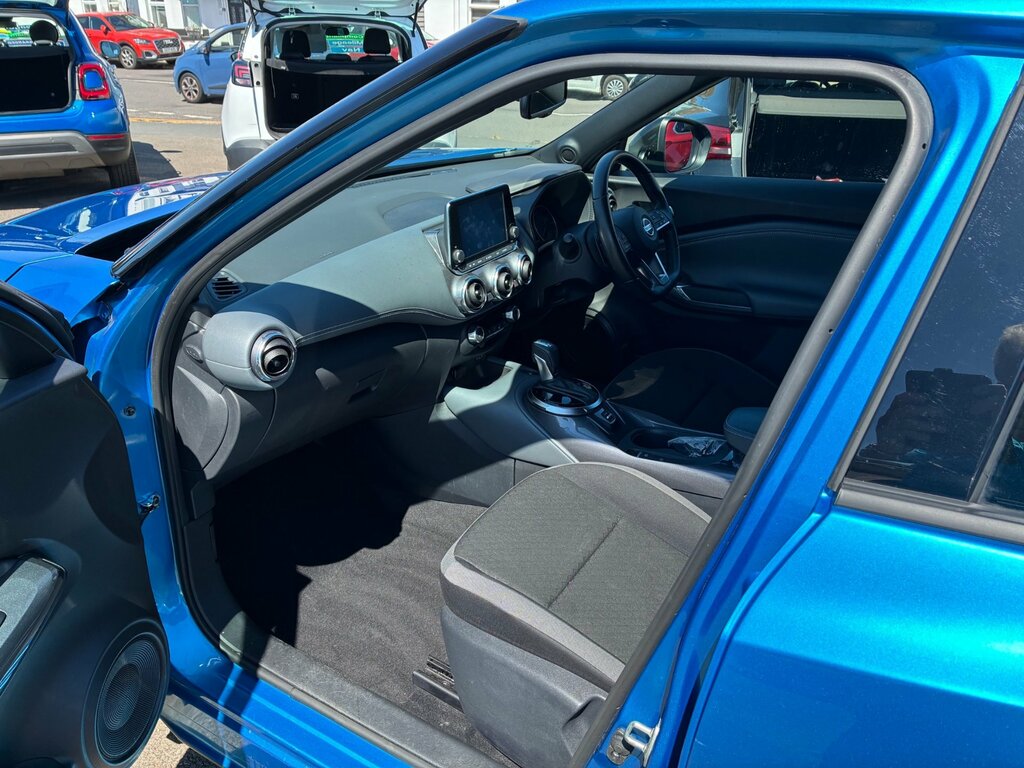 Nissan Juke N-connecta 1.0 Dig-t Euro 6 Ss 7 Su GY22TUH Blue #5